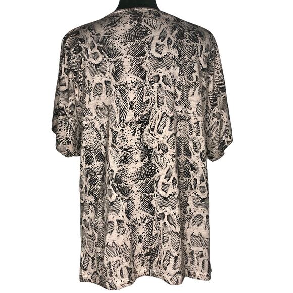 Dantelle Moon Snake V-Neck Twist Front Top - Size Small - Picture 7 of 12